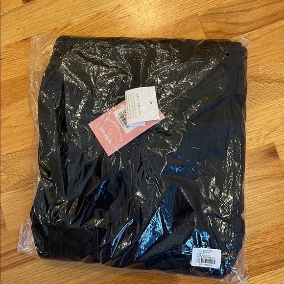 NWT Black Ash Crepe Dress Size M - Picture 5 of 6